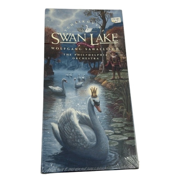 EMI Classics Swan Lake - Deluxe Edition‎ with Storybook! 🦢✨🎶 - Picture 1 of 5